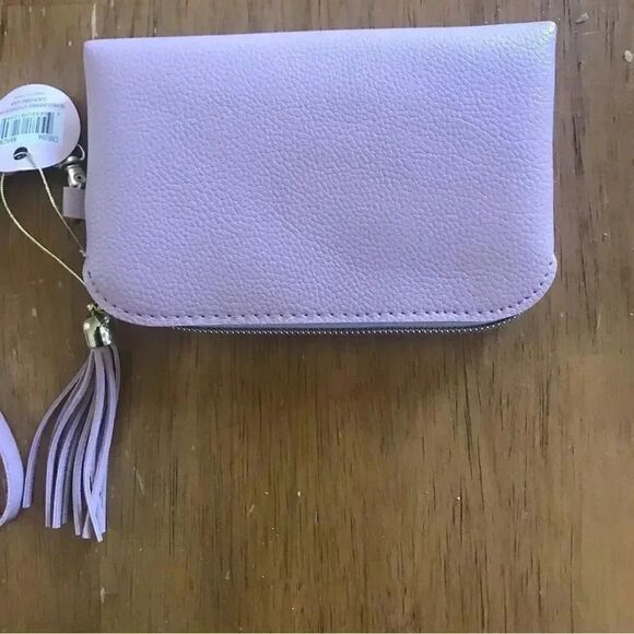 “Maddy” personalized pink wristlet with tassel and zipper - Picture 6 of 7